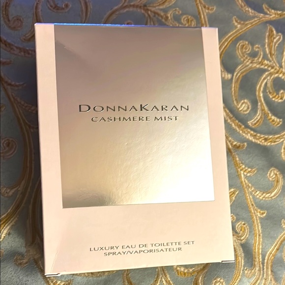 Donna Karan Cashmere Mist Fragrance Set - Picture 2 of 4